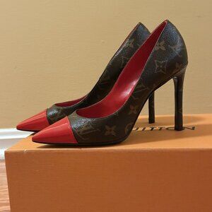 Louis Vuitton Brown Coated Canvas And Patent Leather Classic Pumps